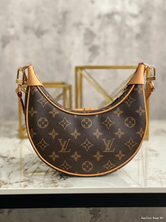 Affordable VUITTON LOOP LOUIS 0531